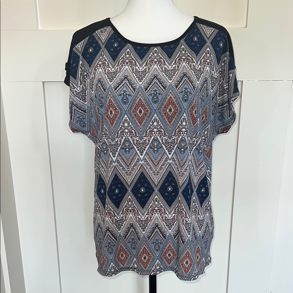 Geometric Patterned Women's Top